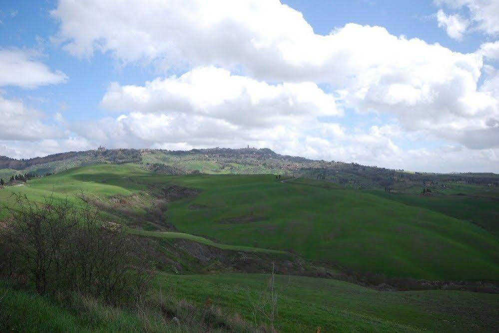 Agriturismo Villa Opera Volterra Exterior photo